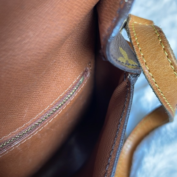 Louis Vuitton St Cloud PM Crossbody Bag - Picture 7 of 8